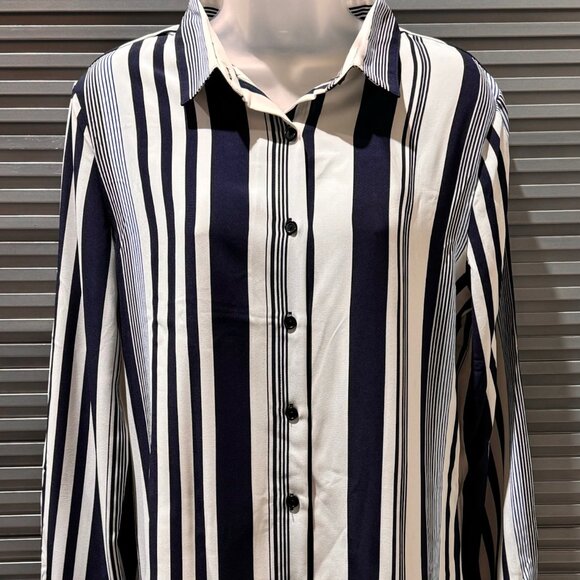 NWOT Womens Blue Striped Button Down Long Sleeve Dress Shirt - M - Picture 1 of 5